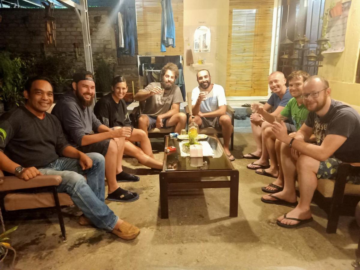 Chacha Homestay & Dormitory Ruteng Ngoại thất bức ảnh