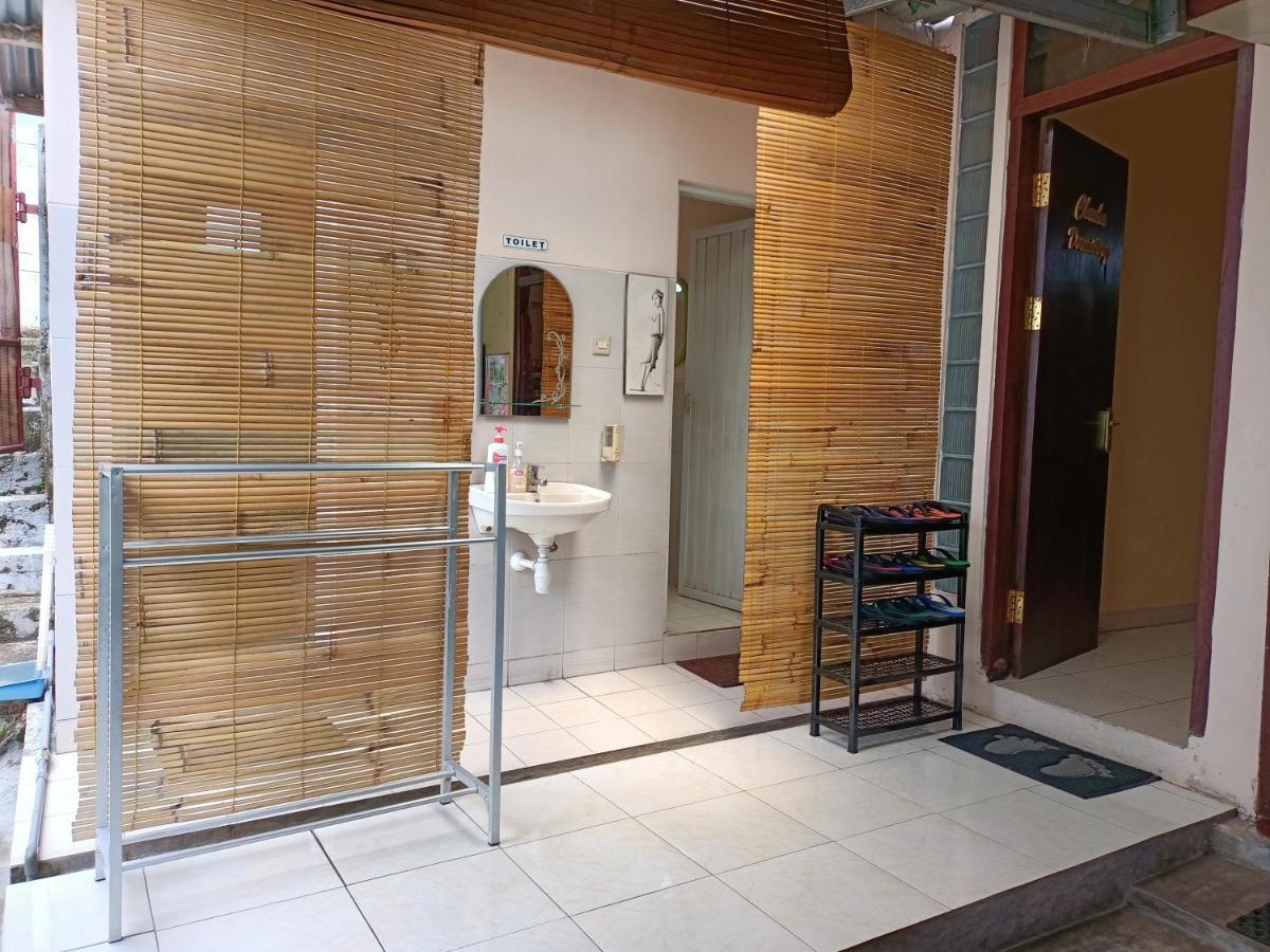 Chacha Homestay & Dormitory Ruteng Ngoại thất bức ảnh