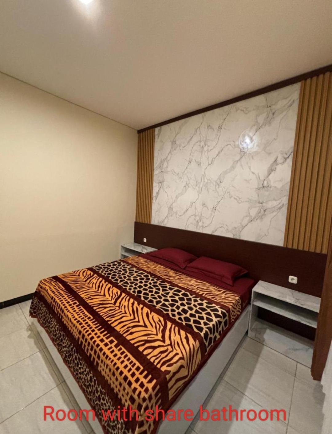 Chacha Homestay & Dormitory Ruteng Ngoại thất bức ảnh