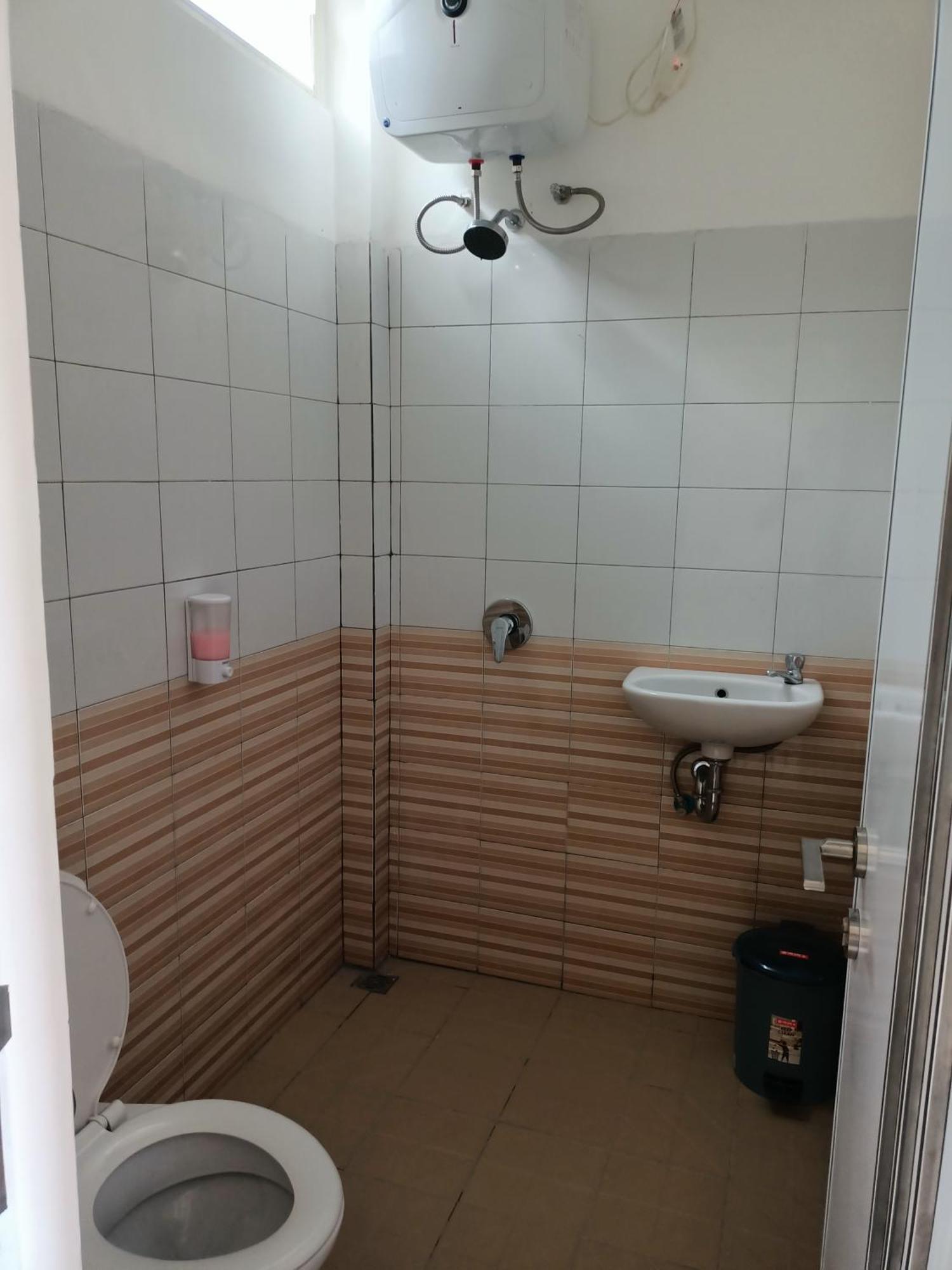 Chacha Homestay & Dormitory Ruteng Ngoại thất bức ảnh